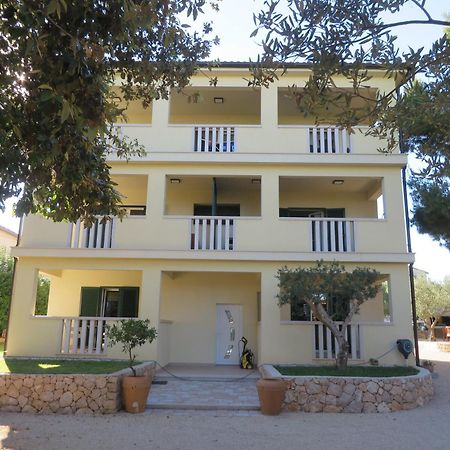 Apartmani Mara 파코스탄 외부 사진