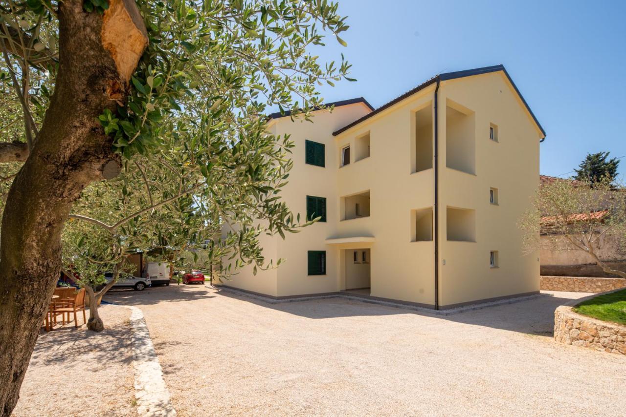 Apartmani Mara 파코스탄 외부 사진