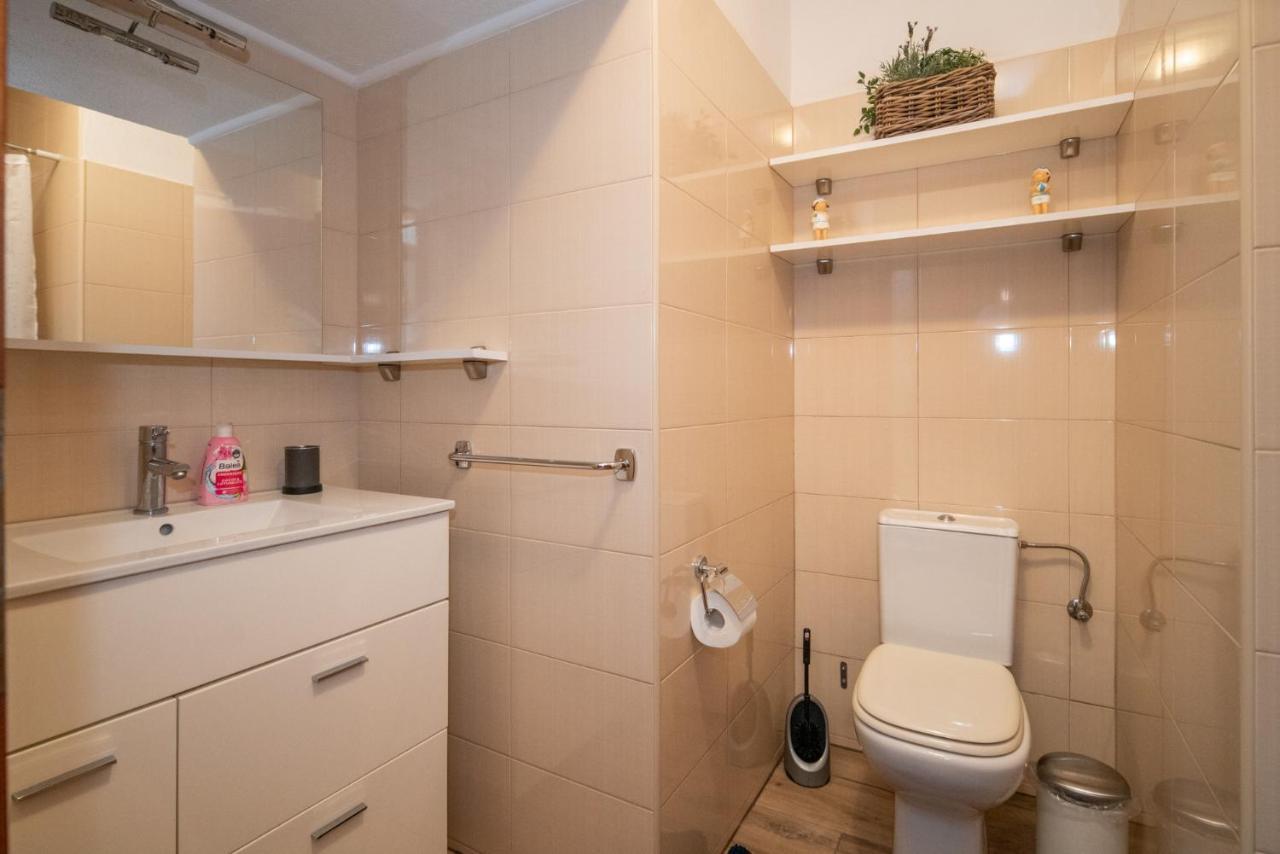 Apartmani Mara 파코스탄 외부 사진