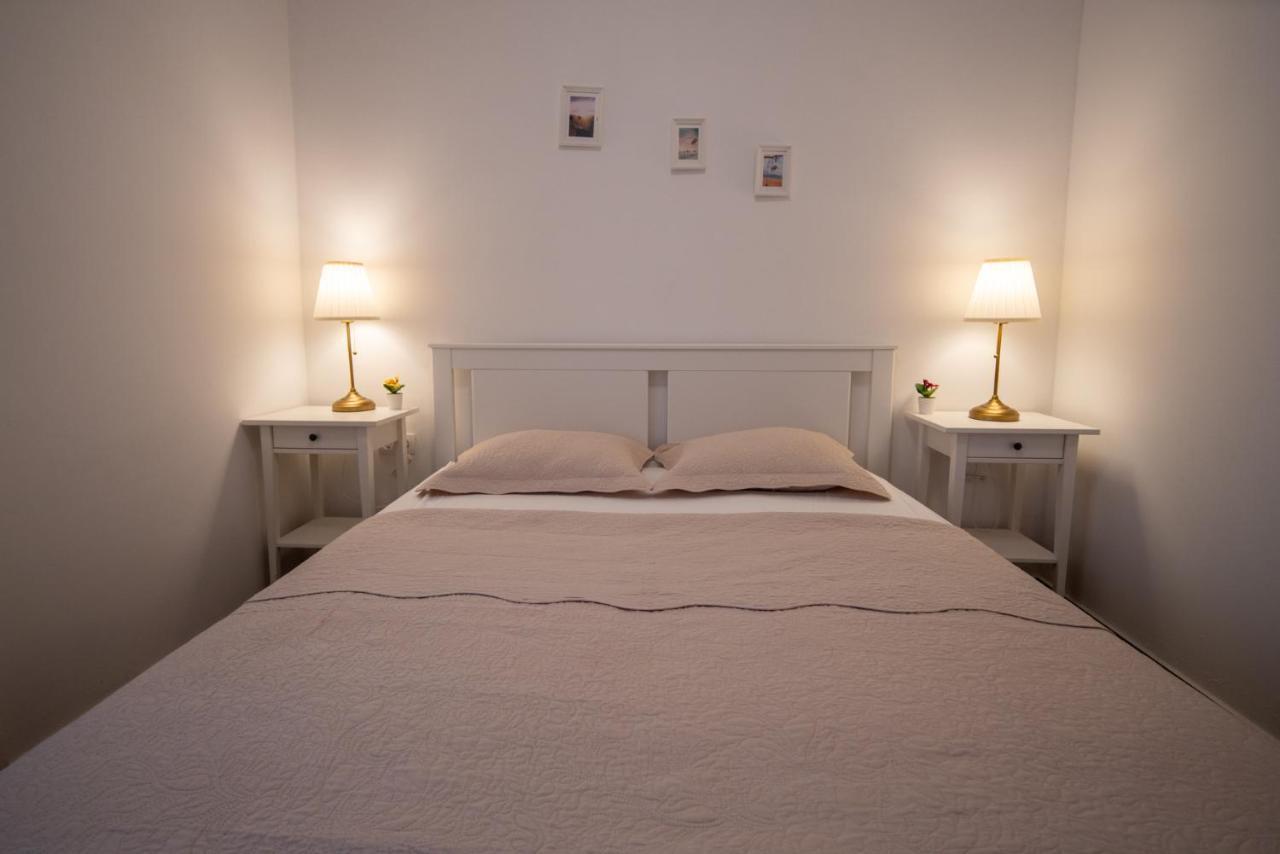 Apartmani Mara 파코스탄 외부 사진