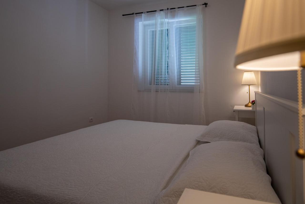 Apartmani Mara 파코스탄 외부 사진