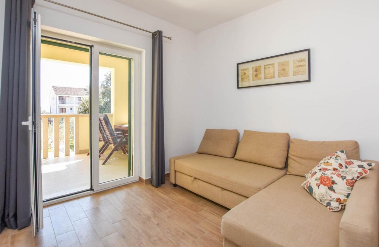 Apartmani Mara 파코스탄 외부 사진